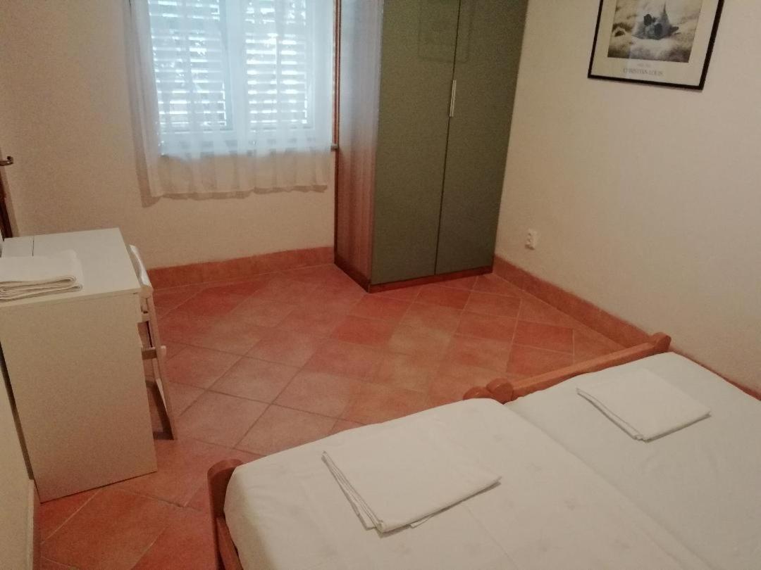 Apartments Mia Starigrad Paklenica Dış mekan fotoğraf
